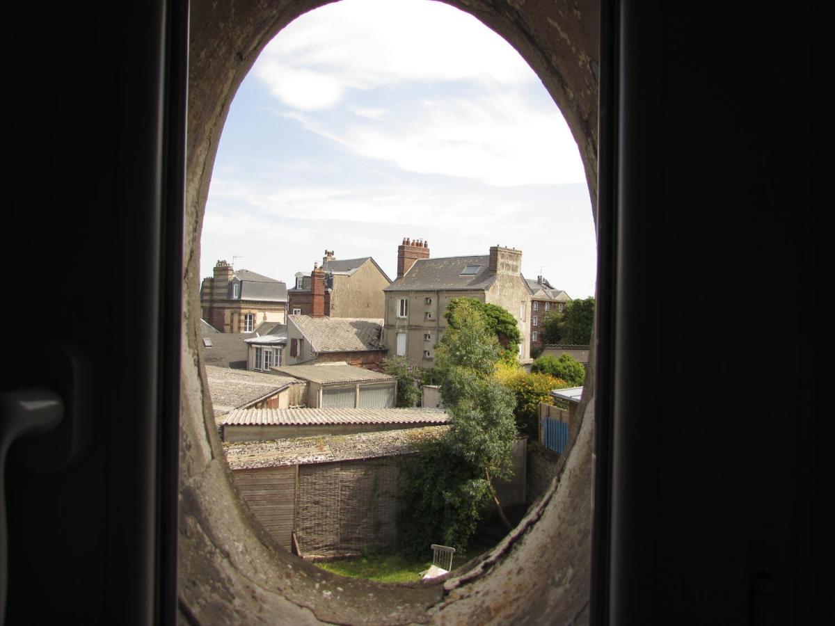Les Gites De Claire Honfleur Eksteriør bilde